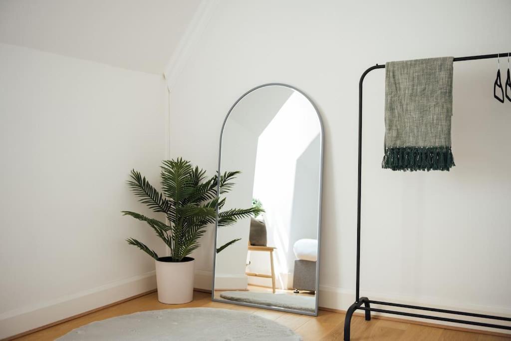 Charming 2 Bedroom Flat In The Heart Of Kings Cross, ลอนดอน ภายนอก รูปภาพ