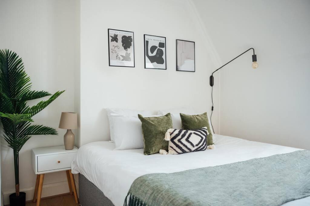 Charming 2 Bedroom Flat In The Heart Of Kings Cross, ลอนดอน ภายนอก รูปภาพ