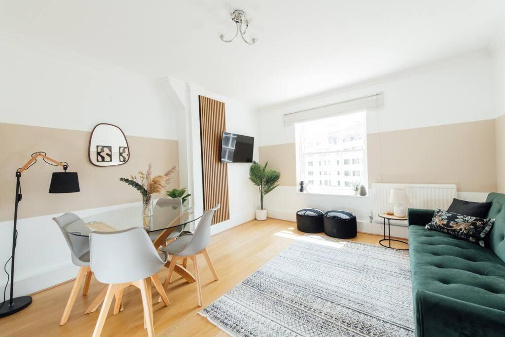 Charming 2 Bedroom Flat In The Heart Of Kings Cross, ลอนดอน ภายนอก รูปภาพ