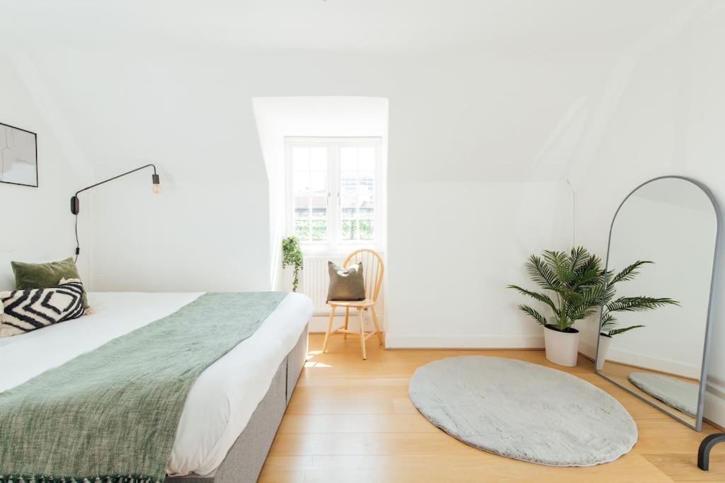Charming 2 Bedroom Flat In The Heart Of Kings Cross, ลอนดอน ภายนอก รูปภาพ