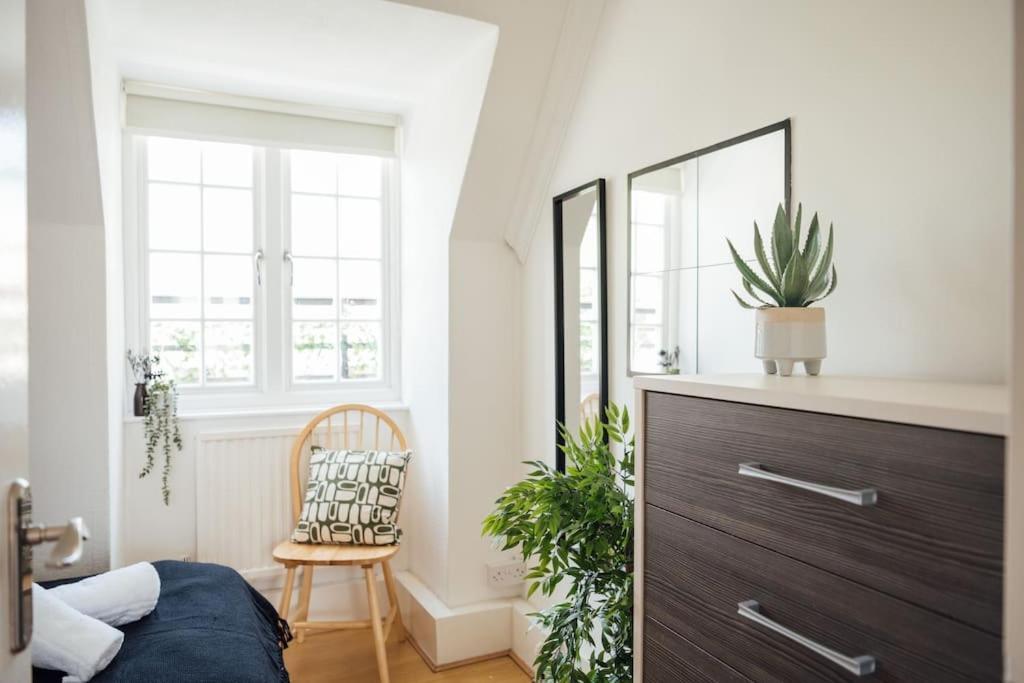Charming 2 Bedroom Flat In The Heart Of Kings Cross, ลอนดอน ภายนอก รูปภาพ